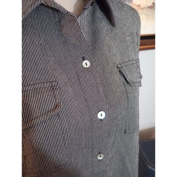 Chico's Women's Shell Button Down Shirt Striped Rolled Tab Sleeve Size 1 Medium - Picture 5 of 8